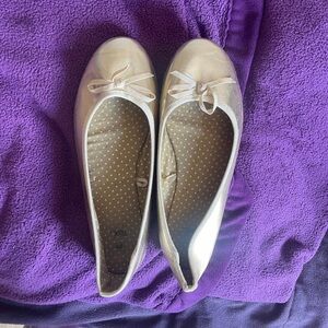 Gold ballerina flats